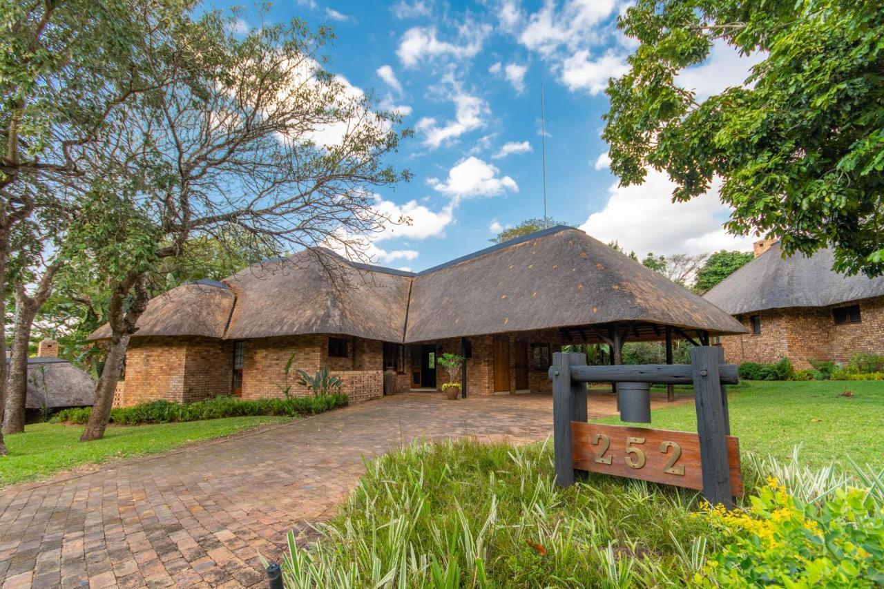 Kruger Park Lodge Unit No 252 With Private Pool Hazyview Bagian luar foto